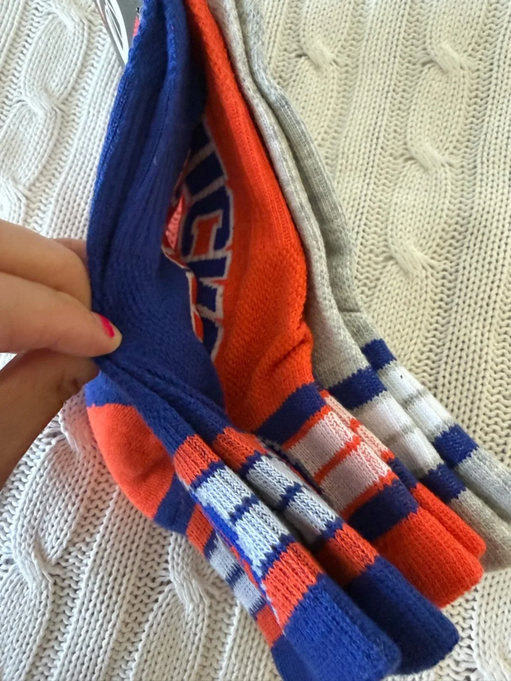 NEW YORK Knicks Kids Crew Socks 3 Pairs Size 4 - 9 Children’s Sock NBA Licensed